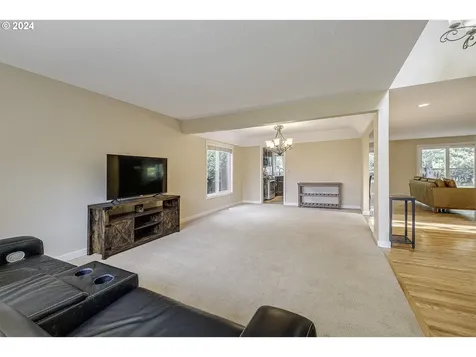 253 N Lotus Isle Drive Portland OR 97217