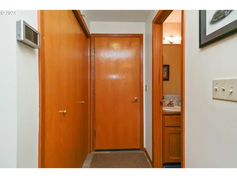 1460 Sw Susan Lane Mcminnville OR 97128