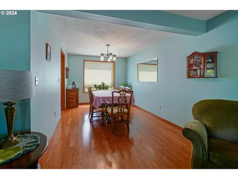 1460 Sw Susan Lane Mcminnville OR 97128