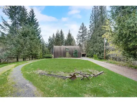 2162 Loop Road Stevenson WA 98648