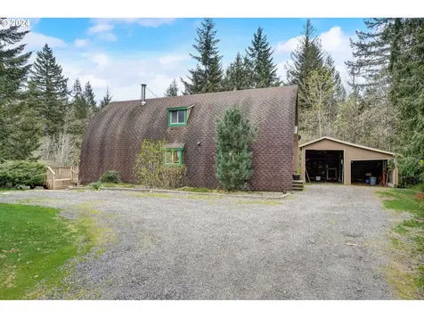 2162 Loop Road Stevenson WA 98648