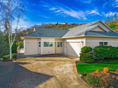 410 Nw Rachel Lynn Way Roseburg OR 97471