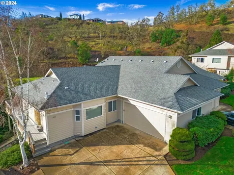 410 Nw Rachel Lynn Way Roseburg OR 97471