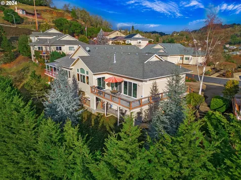 410 Nw Rachel Lynn Way Roseburg OR 97471