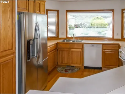 410 Nw Rachel Lynn Way Roseburg OR 97471