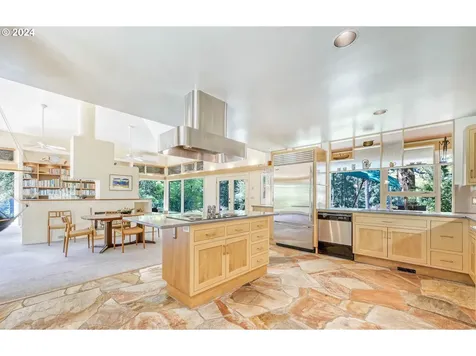 86083 Cherokee Drive Eugene OR 97402