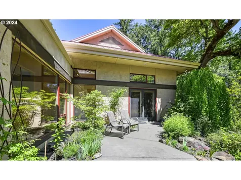 86083 Cherokee Drive Eugene OR 97402