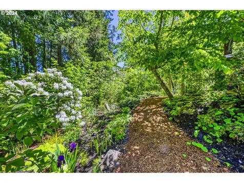 86083 Cherokee Drive Eugene OR 97402