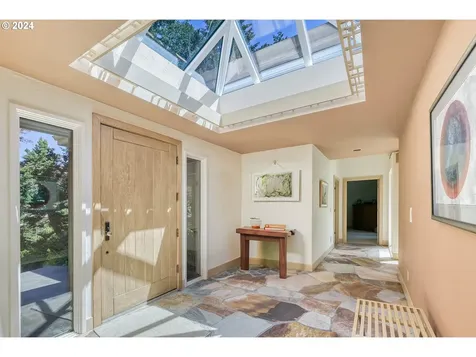 86083 Cherokee Drive Eugene OR 97402