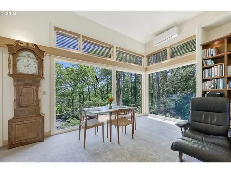 86083 Cherokee Drive Eugene OR 97402