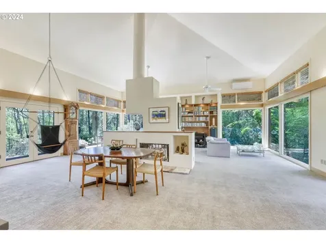 86083 Cherokee Drive Eugene OR 97402
