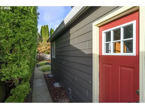 609 N Dolash Court Newberg OR 97132