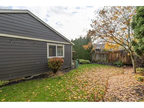 609 N Dolash Court Newberg OR 97132