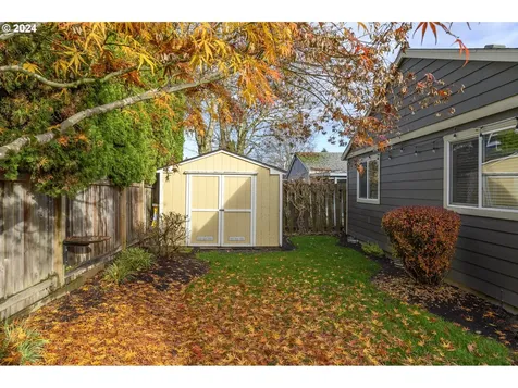 609 N Dolash Court Newberg OR 97132