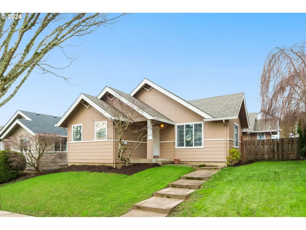 1019 E Foothills Drive Newberg OR 97132