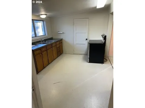 40886 Highway 228 Sweet Home OR 97386