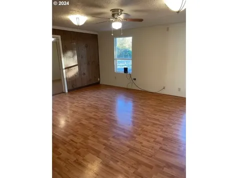40886 Highway 228 Sweet Home OR 97386