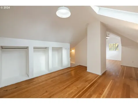 3943 SE 28th Place Portland OR 97202