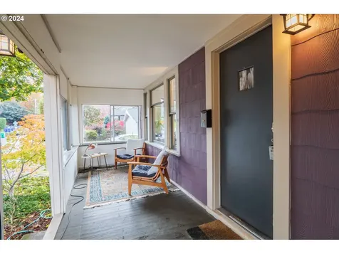 3943 SE 28th Place Portland OR 97202