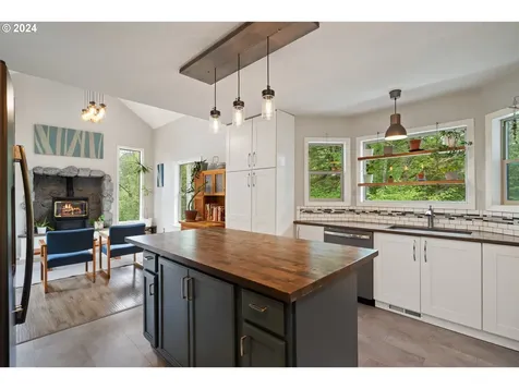 39918 Se Washougal River Road Washougal WA 98671