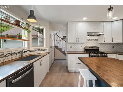 39918 Se Washougal River Road Washougal WA 98671