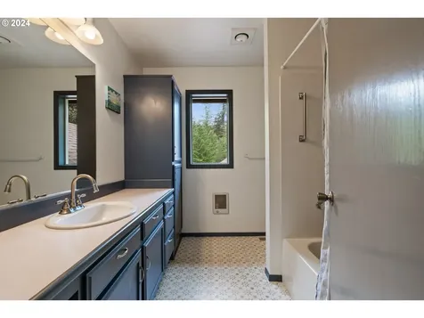 39918 Se Washougal River Road Washougal WA 98671