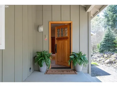 7715 Ne 317th Place Camas WA 98607