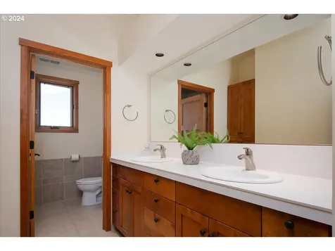 7715 Ne 317th Place Camas WA 98607