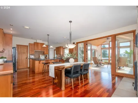 7715 Ne 317th Place Camas WA 98607