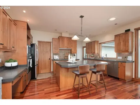 7715 Ne 317th Place Camas WA 98607