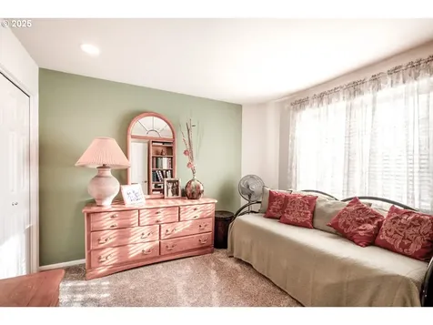3152 Wolf Meadows Lane Eugene OR 97408