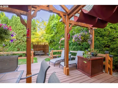 3152 Wolf Meadows Lane Eugene OR 97408
