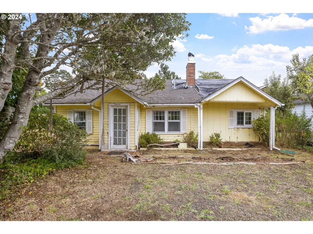 6436 SW Fleet Avenue Lincoln City OR 97367