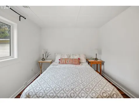 6436 SW Fleet Avenue Lincoln City OR 97367