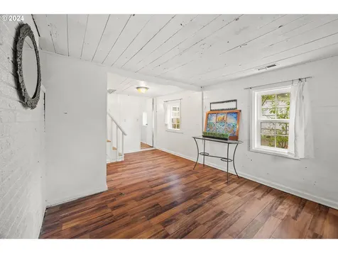 6436 SW Fleet Avenue Lincoln City OR 97367