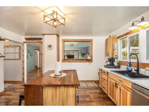 88183 Chestnut Street Mapleton OR 97453