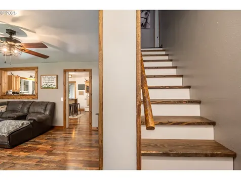 88183 Chestnut Street Mapleton OR 97453