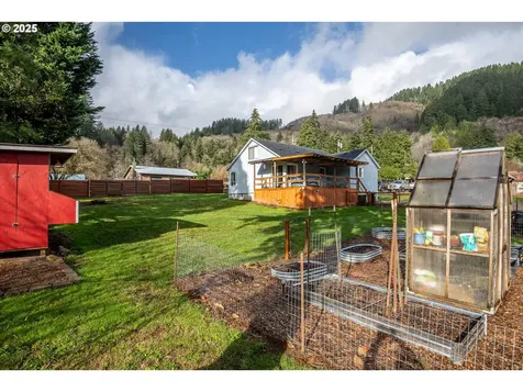 88183 Chestnut Street Mapleton OR 97453