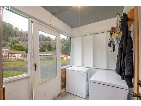 88183 Chestnut Street Mapleton OR 97453
