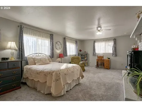 509 NE 2nd Street Enterprise OR 97828