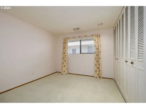 10060 Sw Century Oak Drive Portland OR 97224