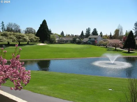 10060 Sw Century Oak Drive Portland OR 97224