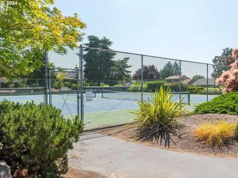 10060 Sw Century Oak Drive Portland OR 97224
