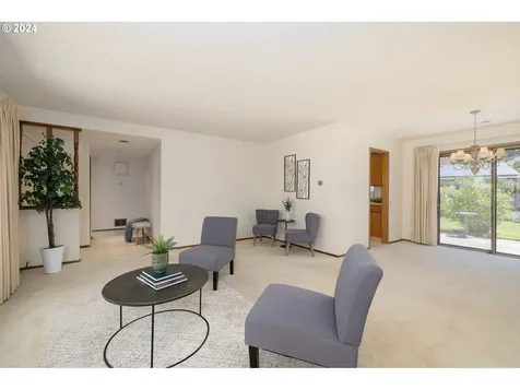 10060 Sw Century Oak Drive Portland OR 97224