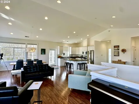 2184 Stanley Lake Court Seaside OR 97138
