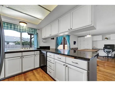 681 71st Street Springfield OR 97478