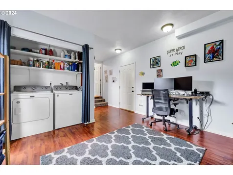 681 71st Street Springfield OR 97478