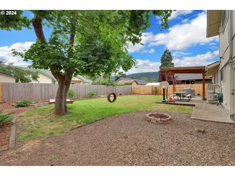 681 71st Street Springfield OR 97478