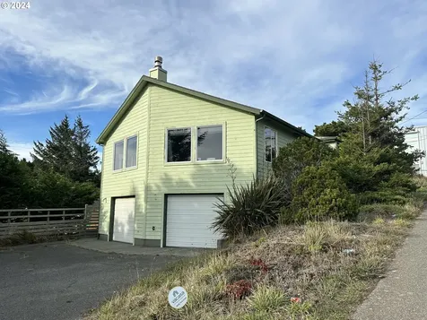 585 Tichenor Street Port Orford OR 97465