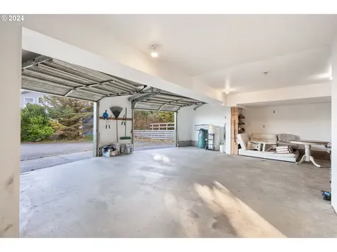 585 Tichenor Street Port Orford OR 97465